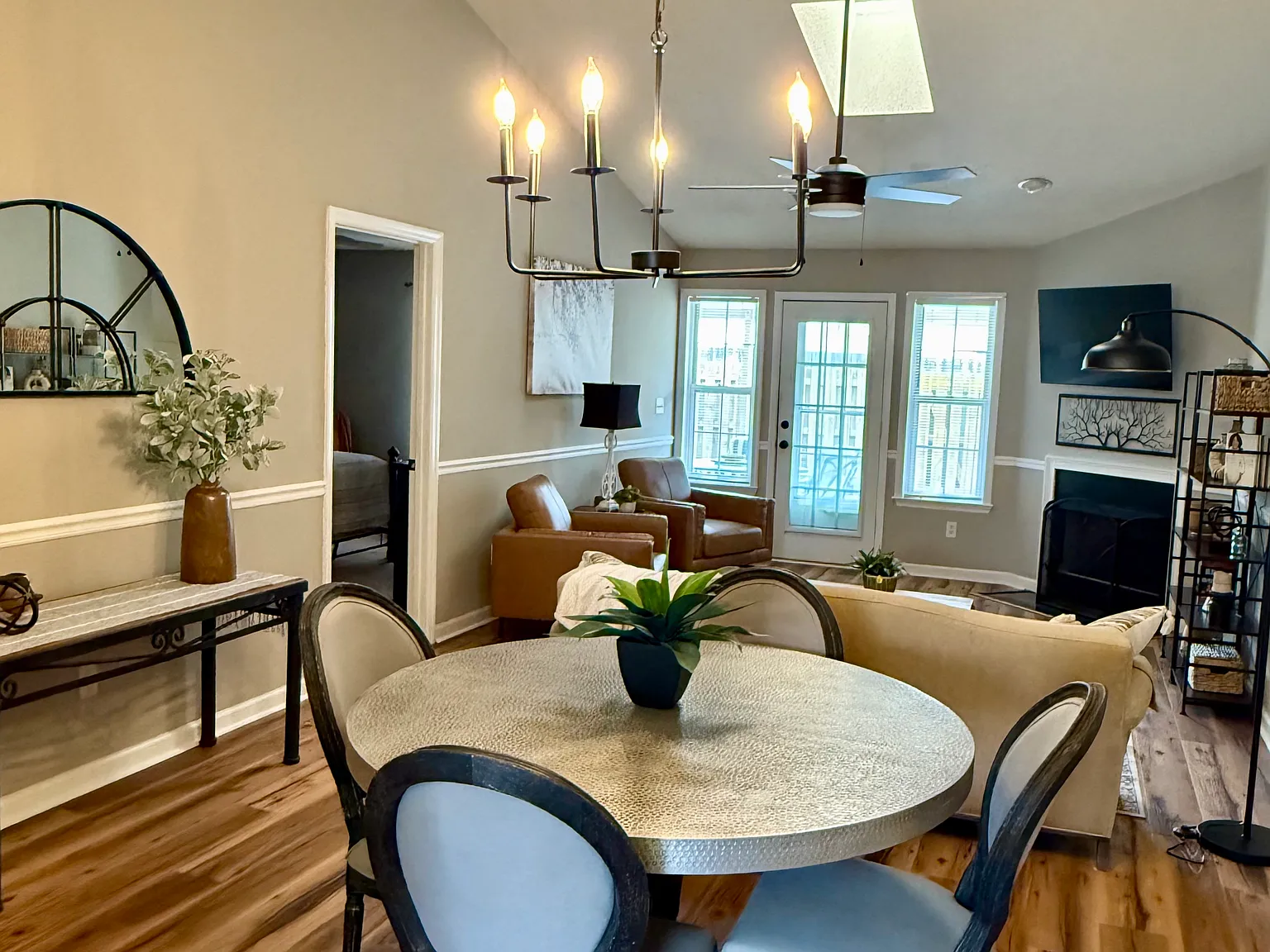 109 Leyland Ct — Photo 3