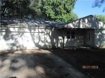 5207 Skiles Ave, Kansas City, MO, 64129