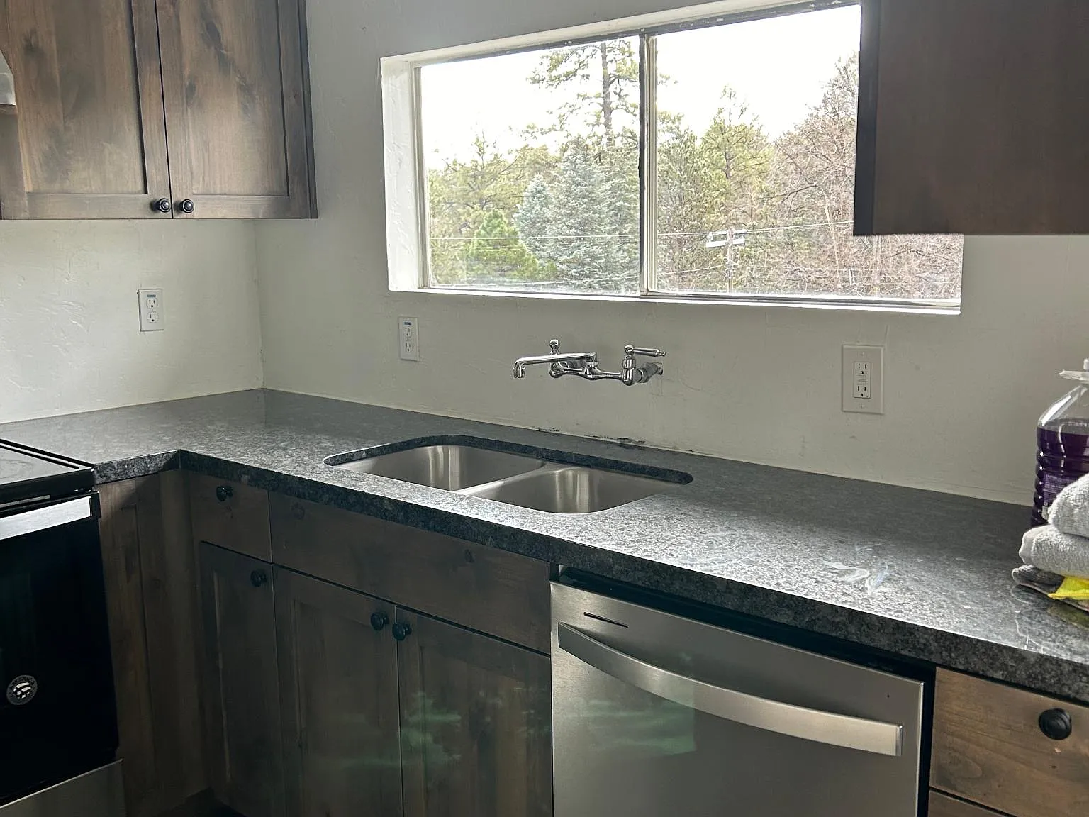 920 Middlebrook Rd — Photo 4
