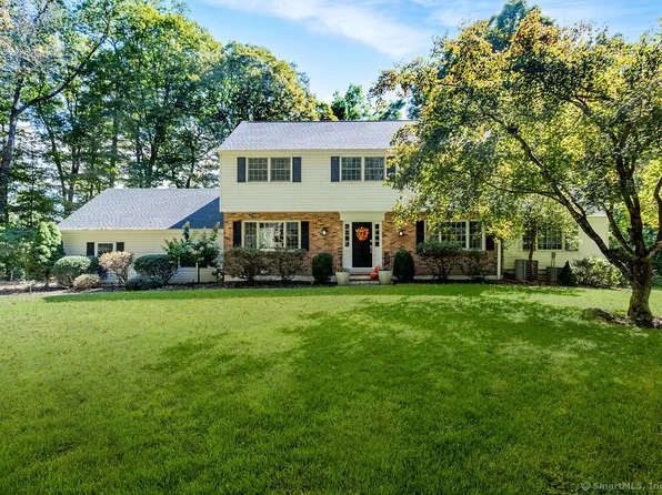 81 Old Easton Turnpike, Weston, CT 06883