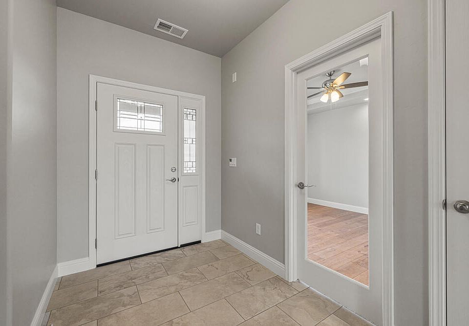 3723 La Habra Way, Klamath Falls, OR 97603 | Zillow