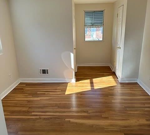 5th image of 6622 Kenwood Dr