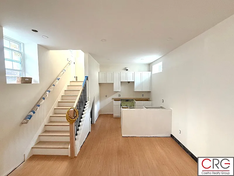 2 bed, 841 sqft, $2,800 — Photo 4