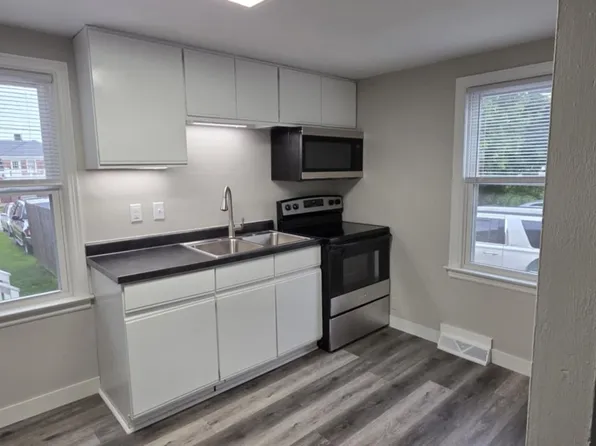 713 Cedar St, 713 Cedar St #717, West Bend, WI 53095