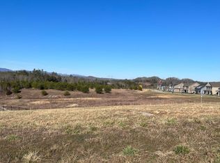 104 Hillberry Rd, Oak Ridge, TN 37830