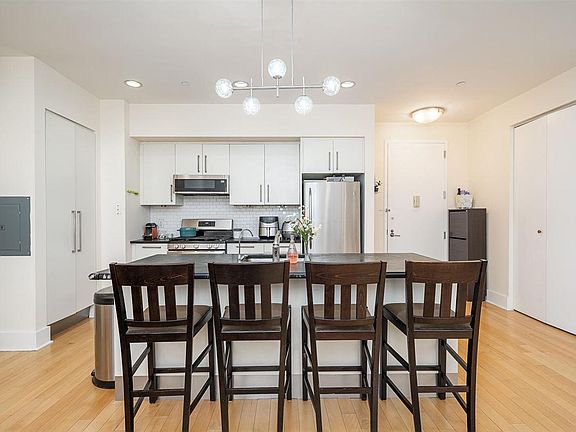 3rd image of 4 Beacon Ave #1104