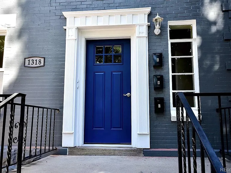 1318 N Marion St — Photo 2