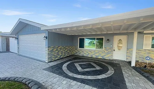 5521 Yorkshire Way Photo 1
