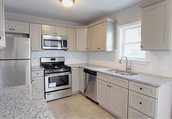 2nd image of 58 Sherwood St