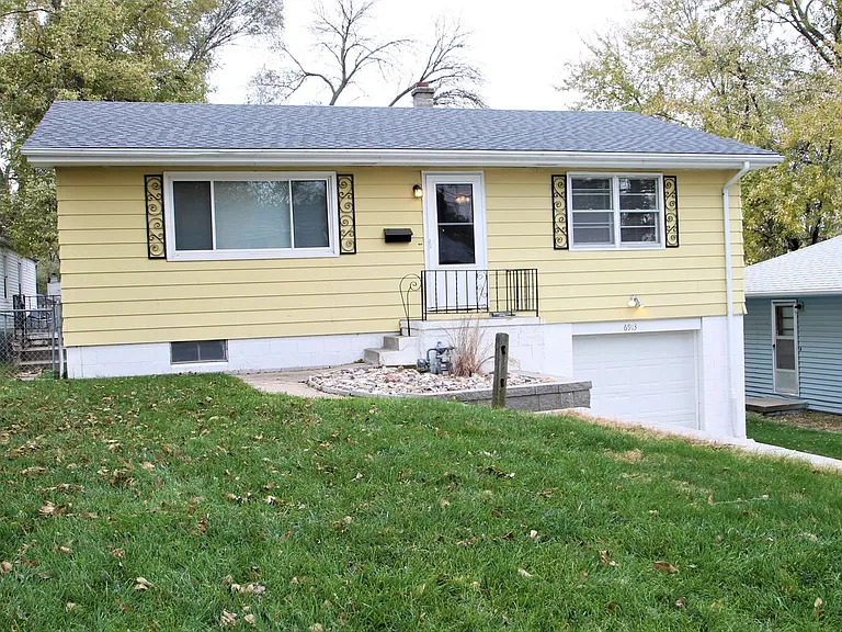 6913 Bedford Ave — Photo 1