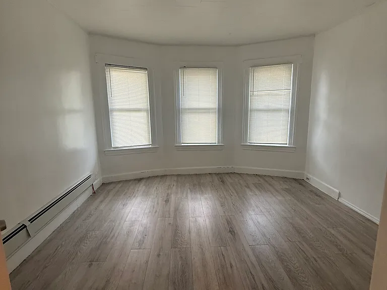 91 Harding Ave #2 — Photo 5