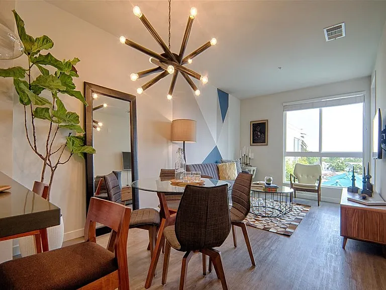 Angelene Apartments — Photo 30