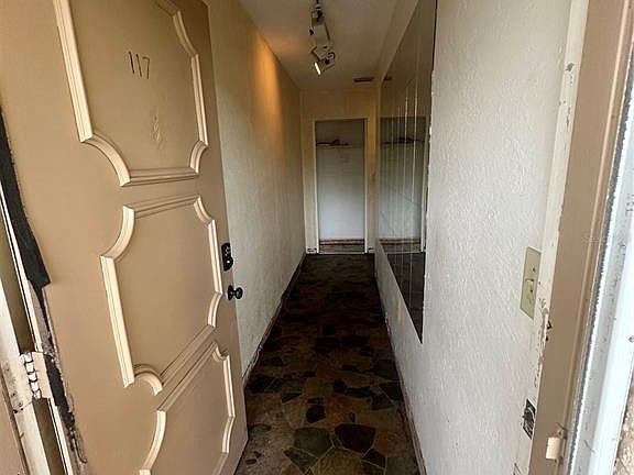 4th image of 9950 62ND TERRACE N #117