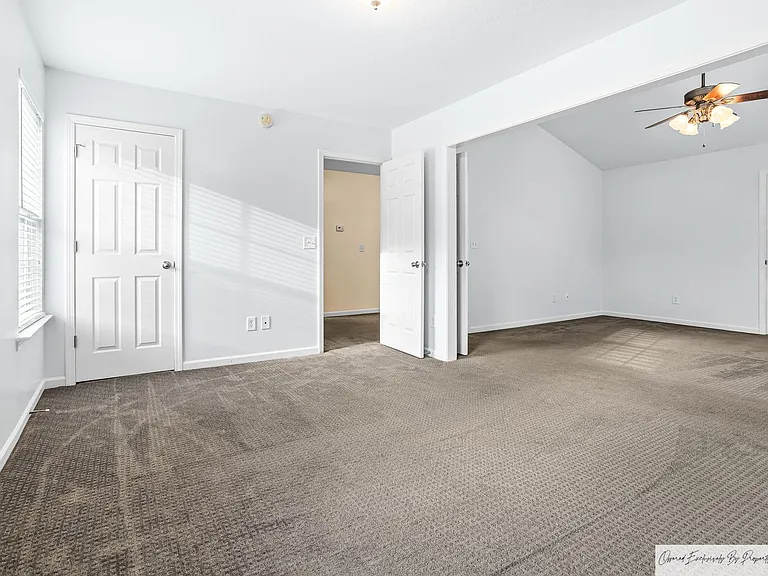 1279 Green Turf Ln — Photo 21
