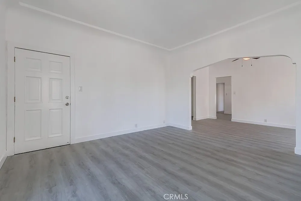 2 bed, 1200 sqft, $2,695 — Photo 4