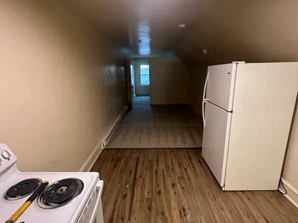 35 W 5th Ave, Coatesville, PA 19320