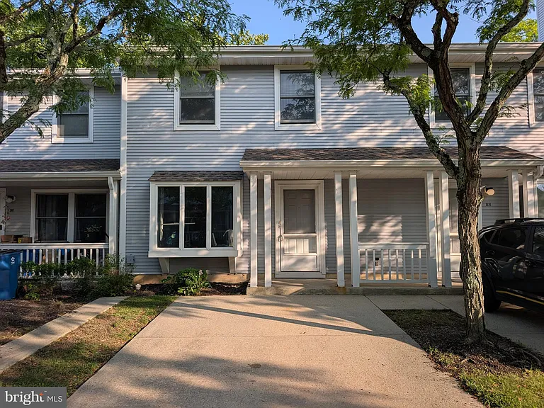 89 William Patterson Ct — Photo 1