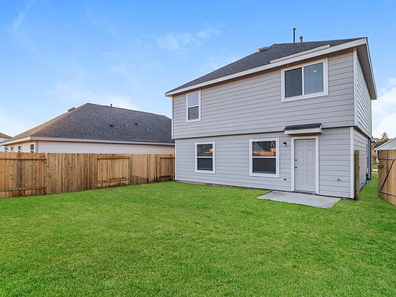 5th image of 22335 Merlin St