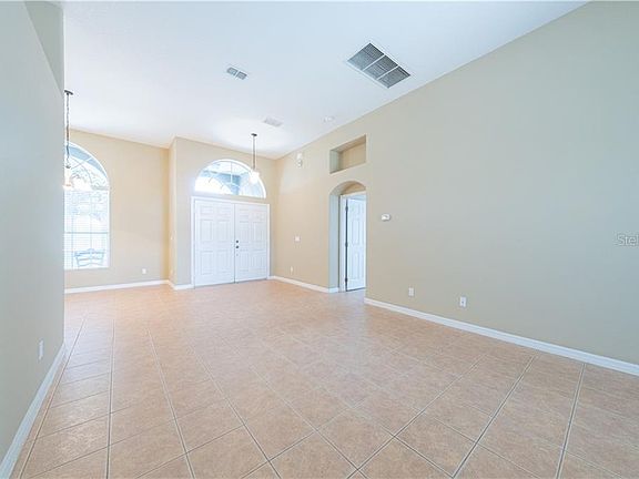 3rd image of 10737 Lemay Dr
