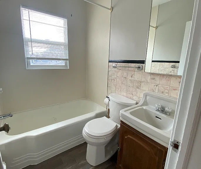 1010 13th Ave N #4 — Photo 11