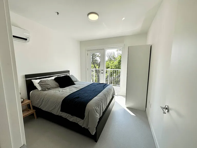 445 Wardlaw Ave — Photo 34
