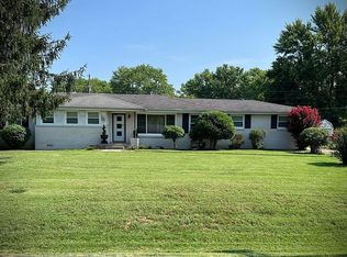 2405 Green Acres Dr, Clarksville, TN 37042