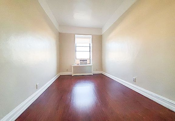 4th image of 112 W 121st St APT 9