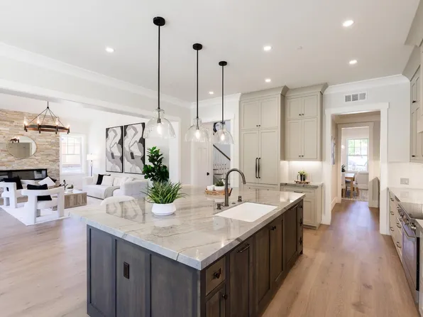 227 Sandraya Heights Rd, Scotts Valley, CA 95066