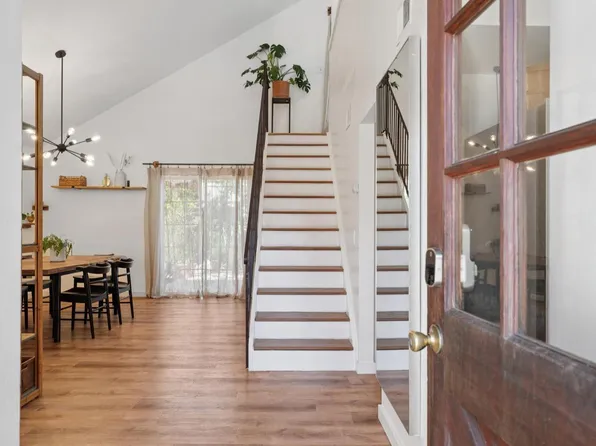 1460 Serpilio Way, Petaluma, CA 94954