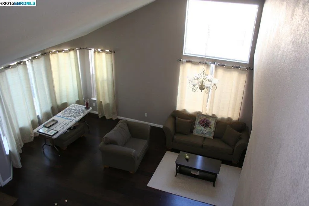 113 Crater Lake Ct photo 1
