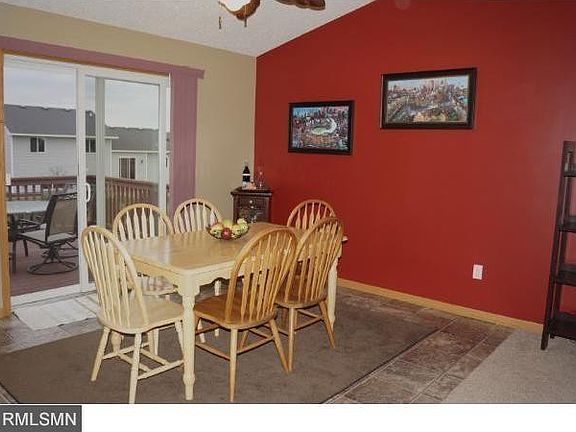 2nd image of 1105 Scott Ln