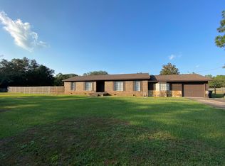 11450 Floridale Dr, Milton, FL 32583