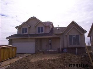 4613 Brook, Bellevue, NE 68123