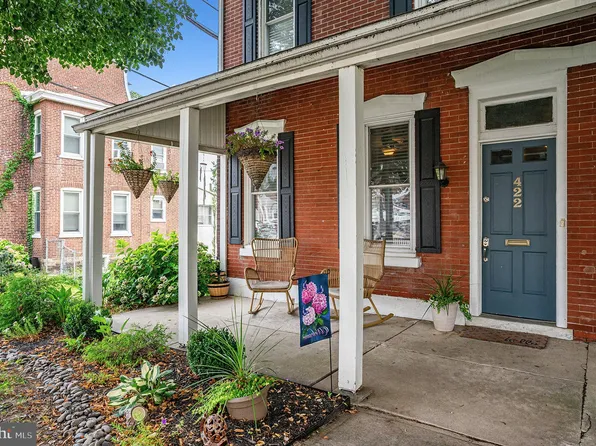 422 W High St, Phoenixville, PA 19460