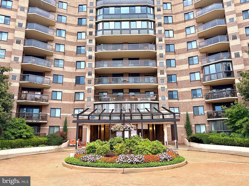 1st image of 8370 Greensboro Dr APT 218
