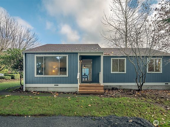 2nd image of 1520 128th Drive NE #2A