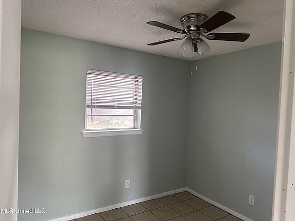 5th image of 2525 Calle De Feliz St
