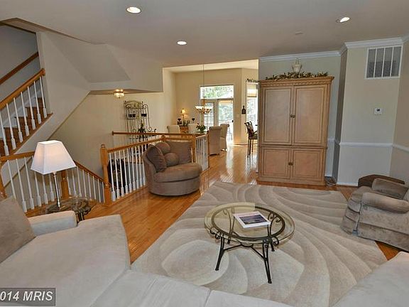 5th image of 6006 Mill Cove Ct