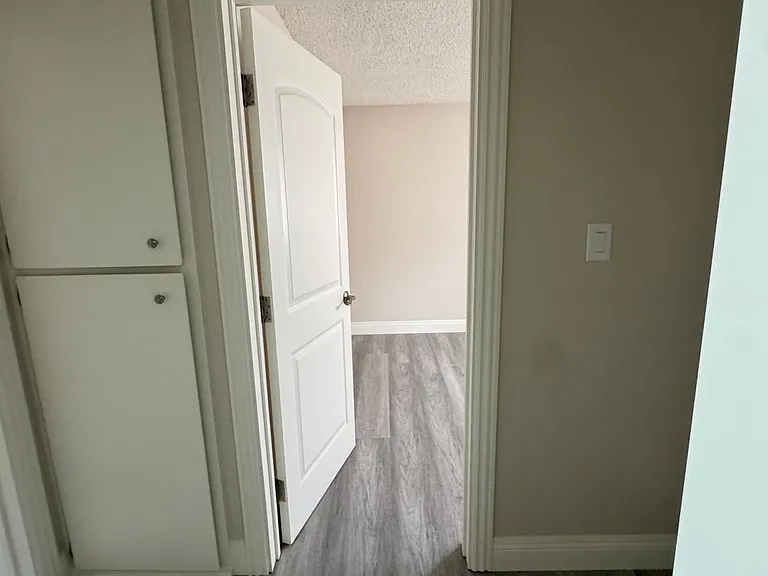 831 S Greenwood Ave #10 — Photo 2