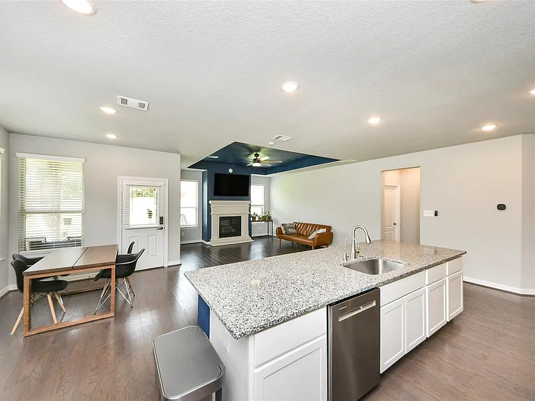 120 Chestnut Run Ct — Photo 11