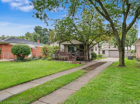 4437 Merrick St, Dearborn Heights, MI 48125