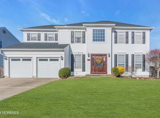 23 Gristmill Rd, Howell, NJ 07731