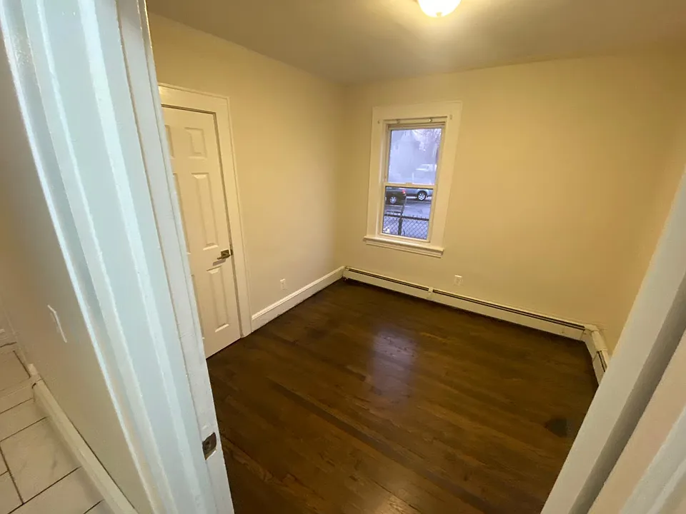 BEDROOM #1