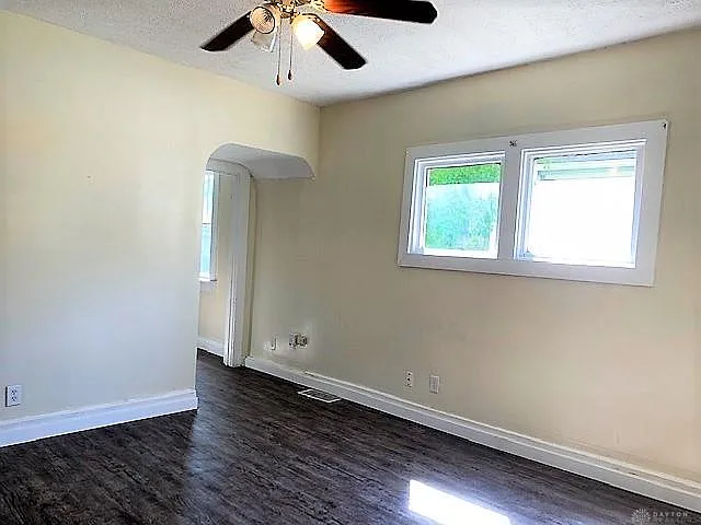 2 bed, 1.5 bath, 1025 sqft, $1,175 — Photo 4