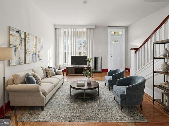 4th image of 830 Whitmore Ave