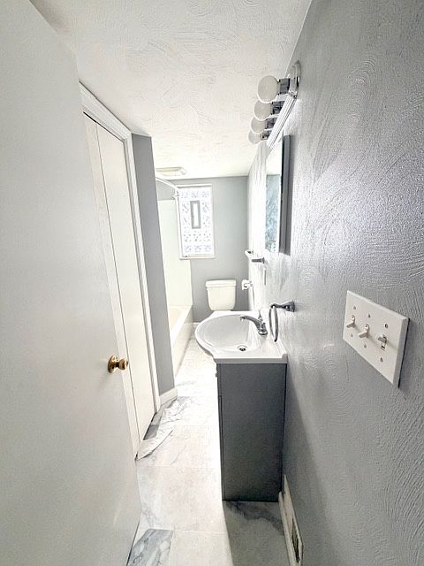 Bright bathroom