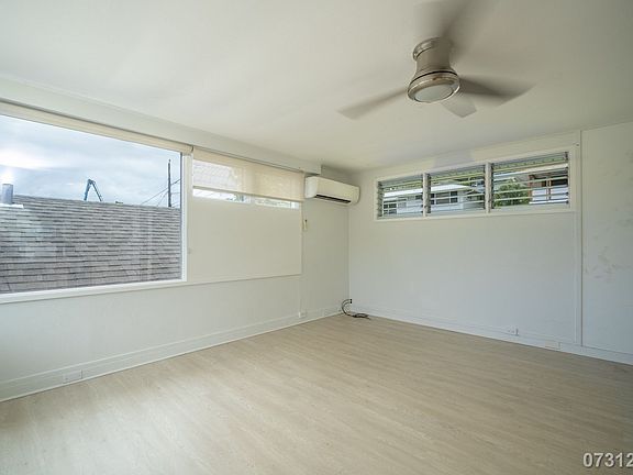 5th image of 2709 Hillside Ave