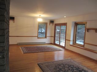 123 Hollister Way, Burnt Hills, NY 12027