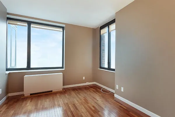 Rented by Level Group | media 11