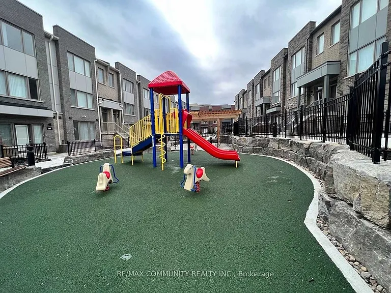 1525 Kingston Rd #701 — Photo 36